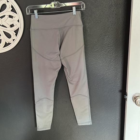 FmFM grey f3 leggings small - Picture 2 of 4